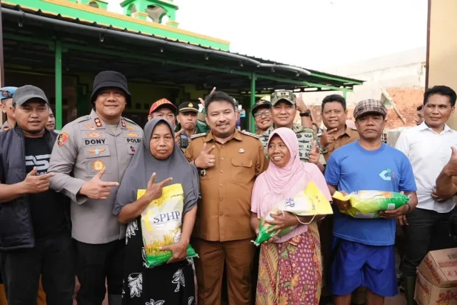 polres-subang-123-scaled Bantuan banjir Pamanukan