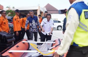 Pemkab Subang Terima Bantuan Logistik dan Perahu Karet Senilai Ratusan Juta bantuan logistik bencana Subang