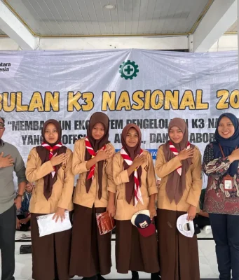 PT Dahana Edukasi Ratusan Siswa SMK Subang Cegah HIV dan TBC sosialisasi HIV dan TBC