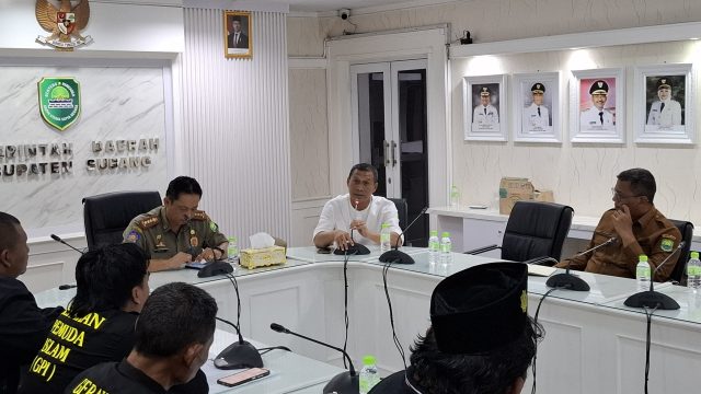 penertiban bangunan liar Subang