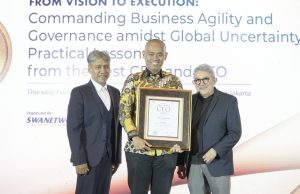 Direktur Utama PT Dahana Hary Irmawan Raih Penghargaan The Best CEO 2025 Direktur Utama PT Dahana