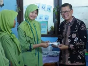 Ribuan Siswa Subang Terima Bantuan Kacamata Gratis Bantuan Kacamata Gratis