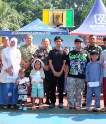 Kodim 0605/Subang Berbagi Kebahagiaan dengan Anak Yatim Menjelang Lebaran Kodim 0605/Subang Berbagi