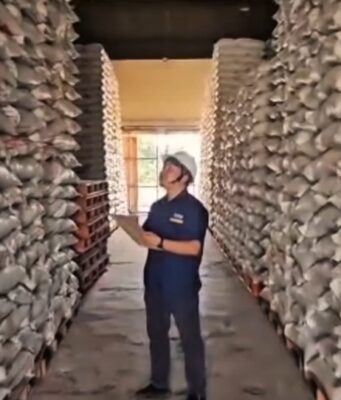 Stok Beras Subang Melimpah, Bulog Siap Operasi Pasar Minyakita Stok beras Subang