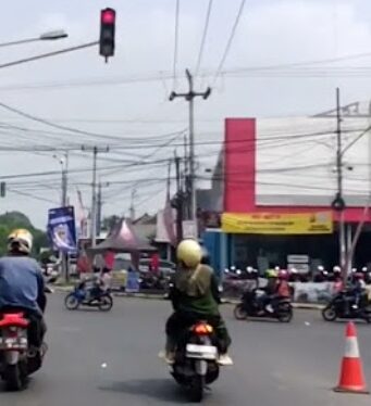 Subang Tambah Lampu Lalu Lintas di Empat Simpang Rawan Lampu lalu lintas Subang