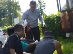 Kang Akur Pimpin Aksi Subang Resik Ngahiji di Masjid Agung Subang Resik Ngahiji