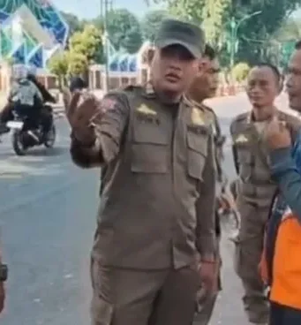 Penertiban Alun-alun Subang: Respons Cepat Atas Aduan Digital Warga Penertiban Alun-alun Subang