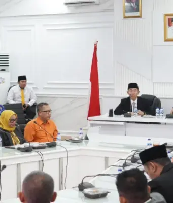 Bupati Subang Evaluasi Kinerja dan Tata Kota Bupati Subang Evaluasi Kinerja