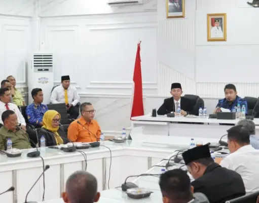 Bupati Subang Evaluasi Kinerja dan Tata Kota Bupati Subang Evaluasi Kinerja