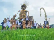 Meriahnya Tradisi Ngarak Budak Sunat di Lembur Pakuan Subang Tradisi Ngarak Budak Sunat