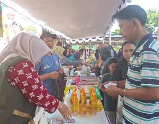 Bulog Subang Gelar Pasar Murah Jelang Iduladha Gerakan Pasar Murah Subang
