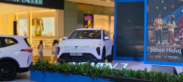 VinFast VF MPV 7 Subang