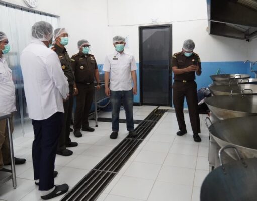 Kejari Subang Sidak Program Makan Bergizi Gratis. Program Jaga Dapur MBG