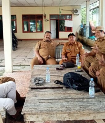 Kemarau Ekstrem Paksa Petambak Blanakan “Gantung Karang” Petambak Blanakan Subang