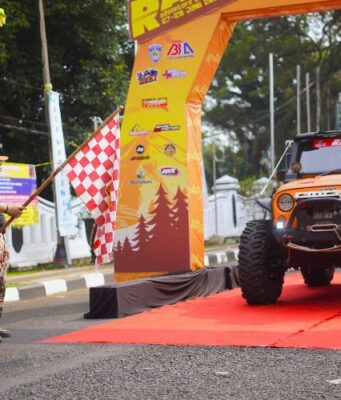 Keseruan Rally Offroad RAOR ke-14 di Subang