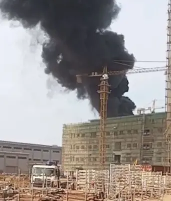Area Proyek Pabrik BYD di Subang Terbakar Kebakaran proyek pabrik BYD Subang