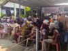Ratusan Warga Patokbeusi Antre Pengobatan Gratis pengobatan gratis Patokbeusi Subang