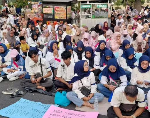 Ribuan Warga Subang Dukung Program Makan Bergizi Gratis Program Makan Bergizi Gratis Subang
