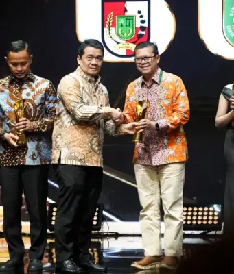 Strategi Efisiensi Anggaran: Perbaikan Jalan di Kabupaten Subang Menjadi Prioritas Utama perbaikan jalan di Kabupaten Subang