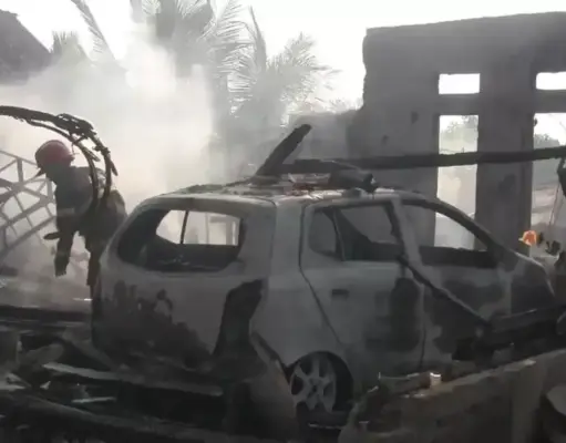 Kebakaran di Cipeundeuy Subang Hanguskan Rumah dan Mobil Kebakaran di Cipeundeuy Subang