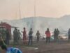 Penanganan Cepat Babinsa Pusakajaya Padamkan Kebakaran Lahan di Subang kebakaran lahan di Subang
