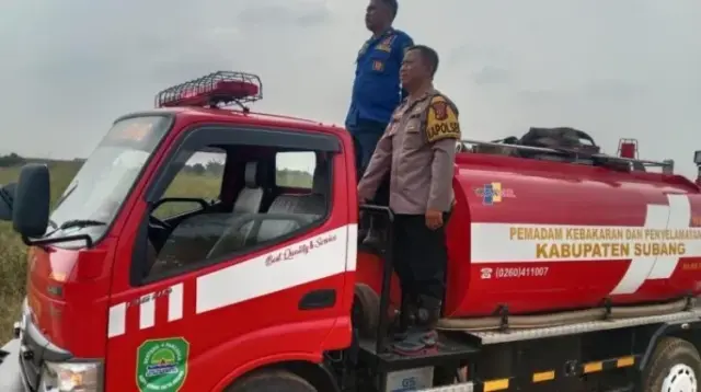 full_1786000699726433_8c842d9f6e_berita_bandung Patroli Karhutla Subang