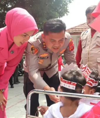 Kapolres Subang Kunjungi SLB Trituna: Berbagi Motivasi di Hari Kemerdekaan Kapolres Subang Kunjungi SLB Trituna