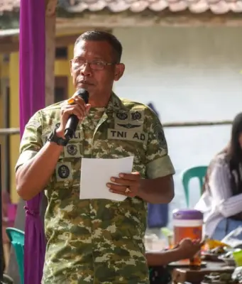 Netralitas TNI: Empat Prajurit Kodim Subang Ikuti Pilkades Serentak prajurit Kodim Subang ikuti Pilkades