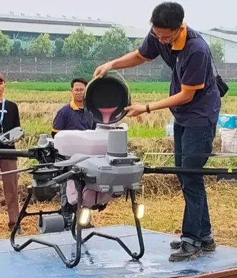 Teknologi Drone Pertanian Diperkenalkan di Roadshow Subang teknologi drone pertanian