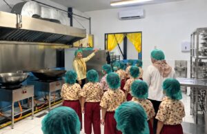 Edukasi Dapur MBG: Kunjungan Siswa SD Yos Sudarso Subang Kunjungan SD Yos Sudarso Subang